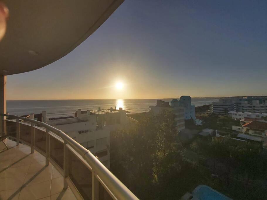 Apartamento Vista A La Playa - Aguila Dorada Apartment Punta del Este Luaran gambar